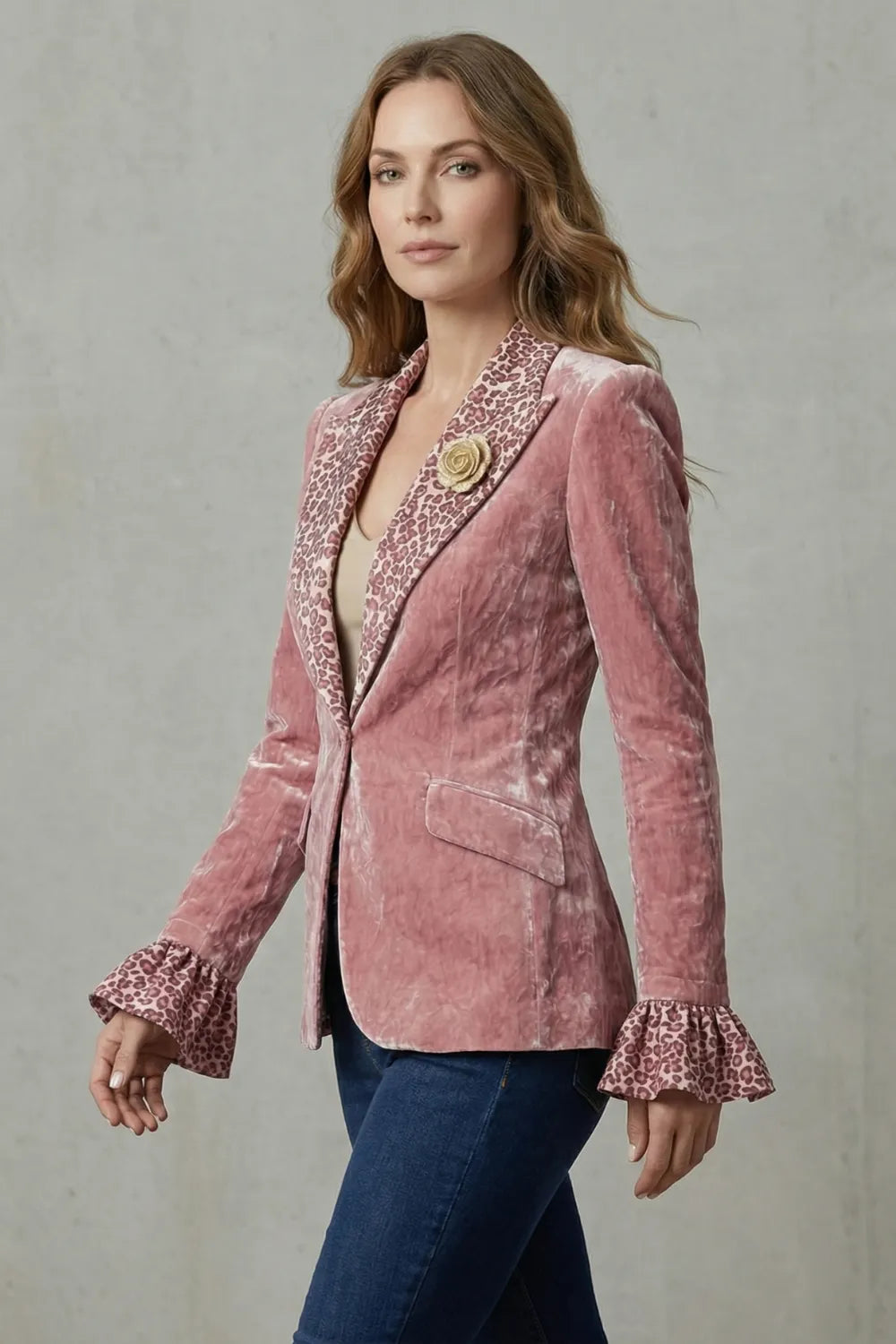 Printed lapel statement – Velvet blazer