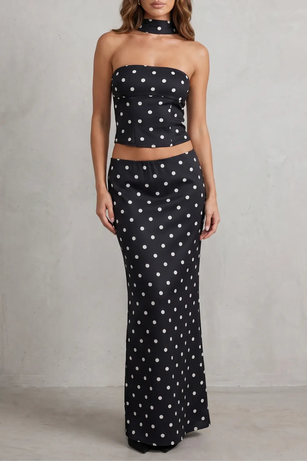 Chic polka dot allure – Two-piece set