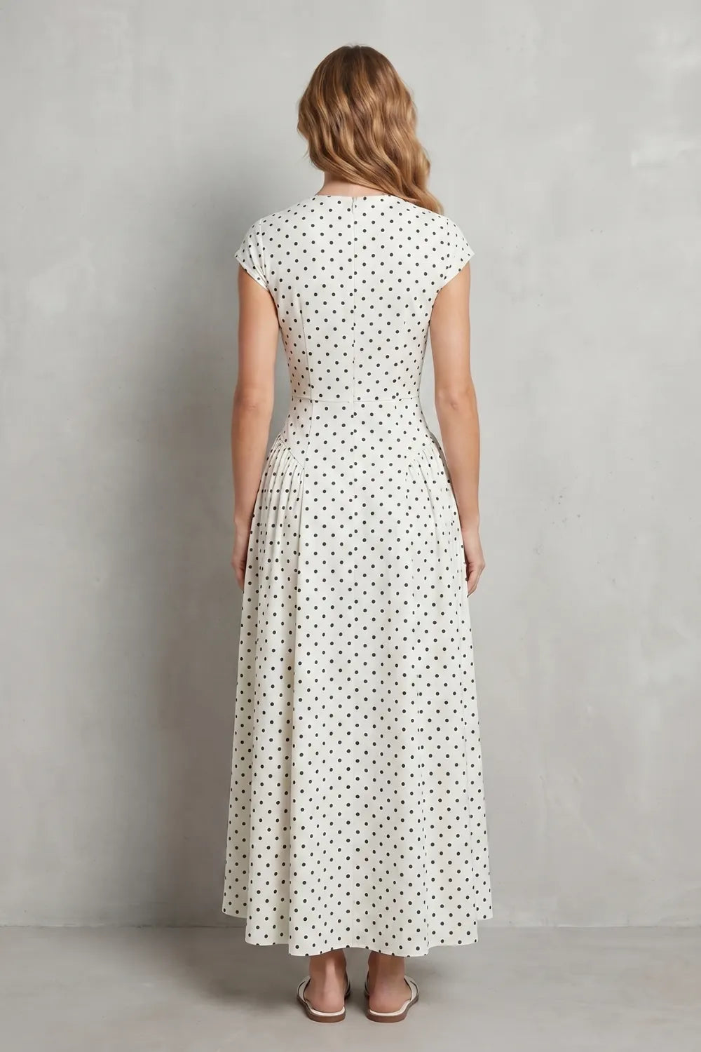 Vintage polka dot elegance – Maxi dress