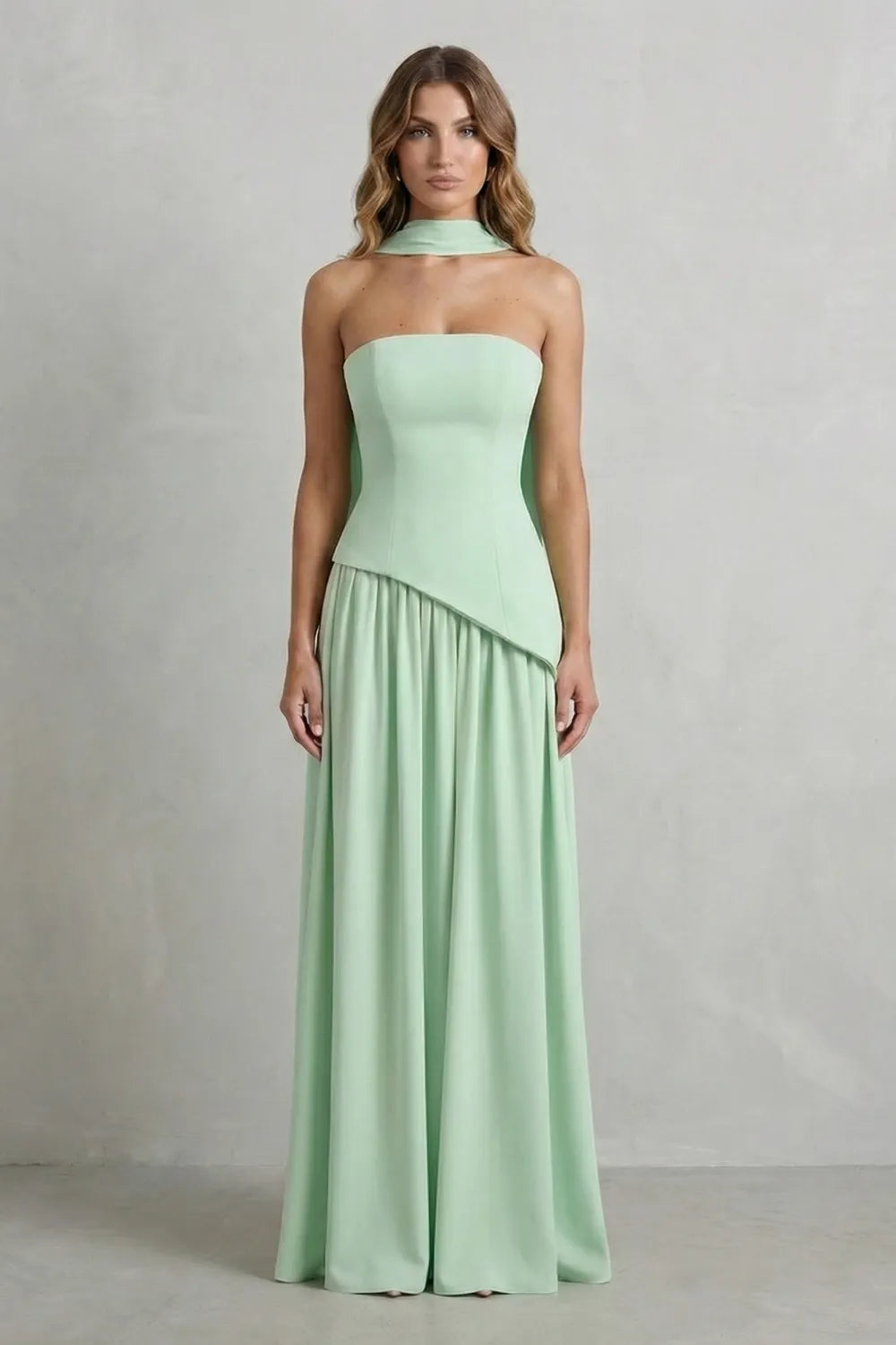 Sculpted draped slit – Strapless maxi dress