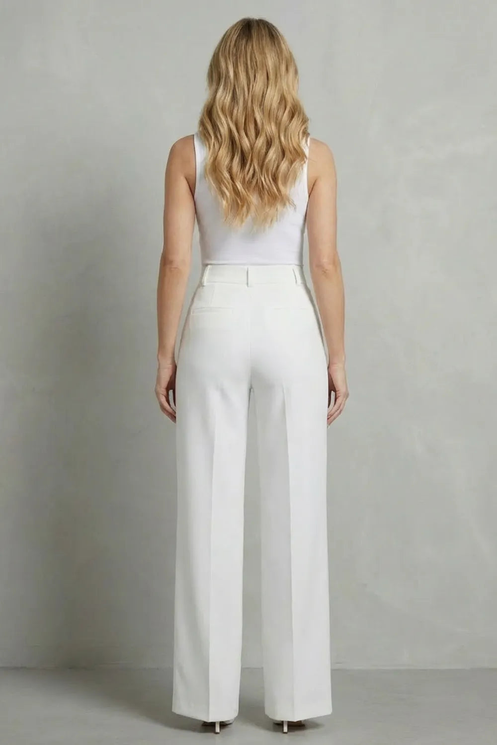Sleek tailoring – High-waist straight-leg trousers