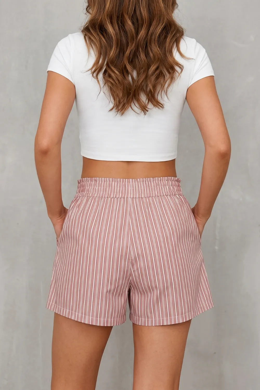 Striped relaxed charm – Casual shorts