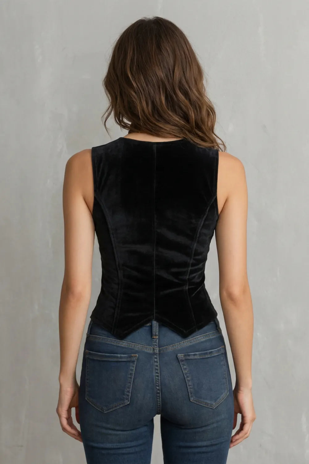 Sculpted elegance – Velvet buttoned vest