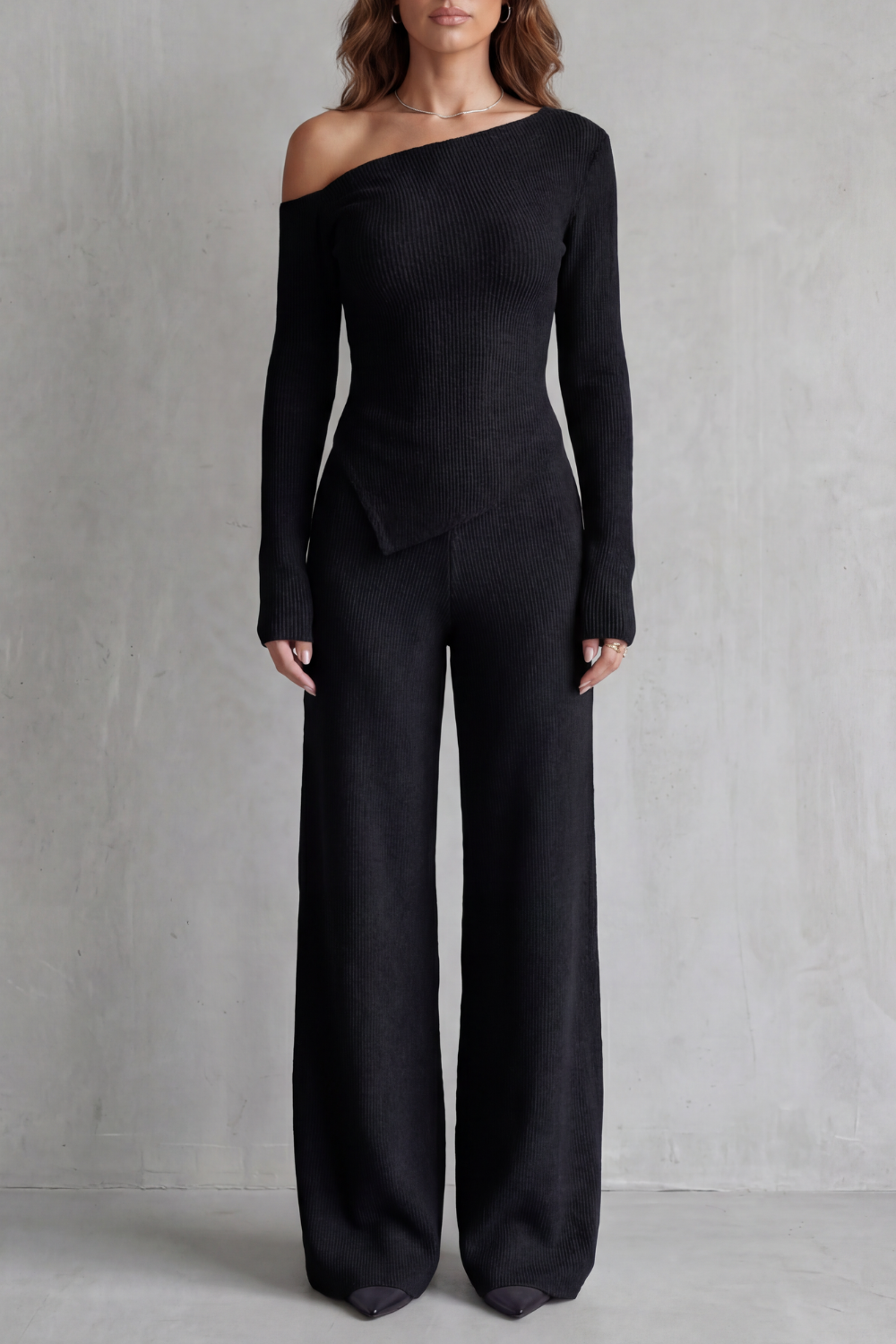 Asymmetric neckline – Knit lounge set