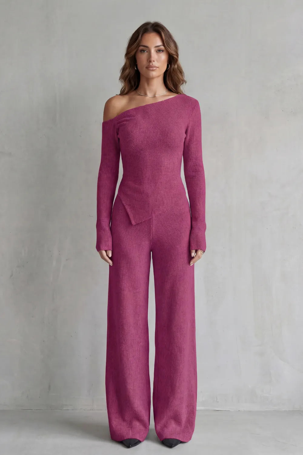 Asymmetric neckline – Knit lounge set
