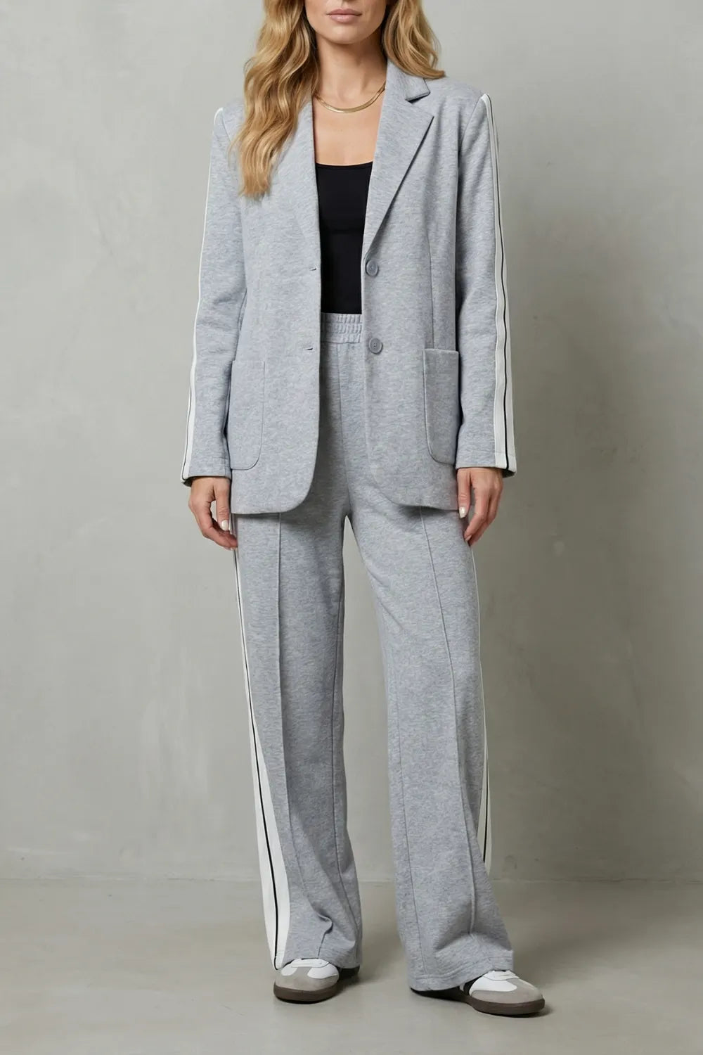 Sporty tailored contrast – Two piece set