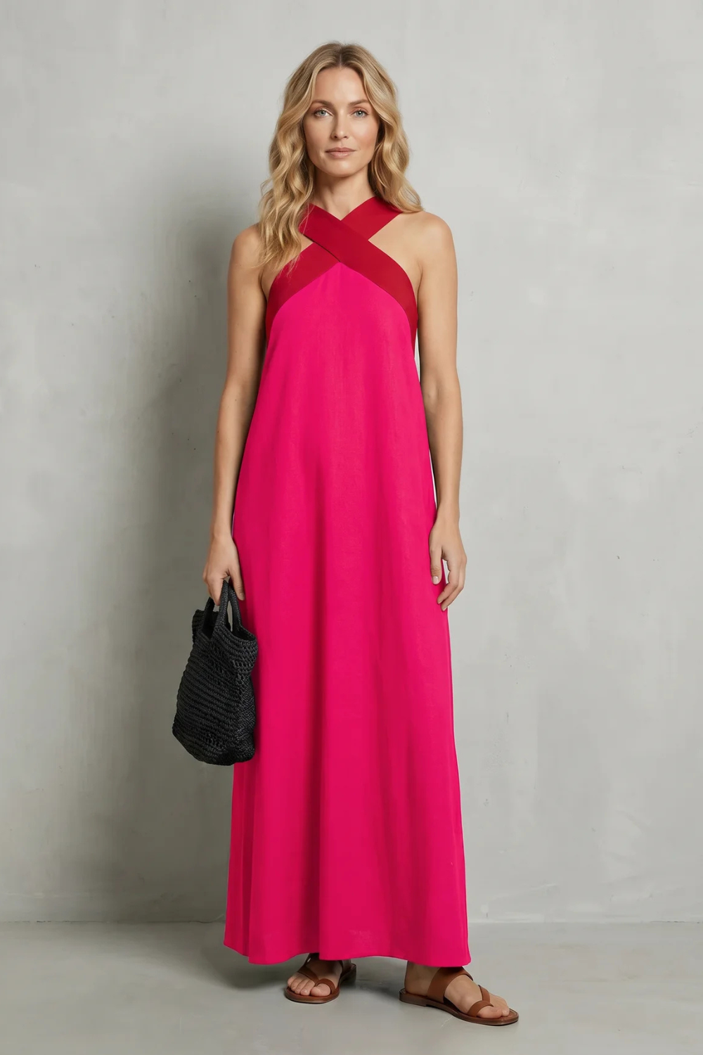 Cross-halter elegance – Maxi dress