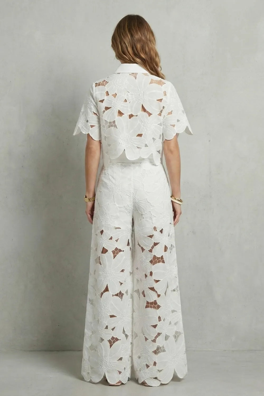 Embroidered lace elegance – Top and skirt set