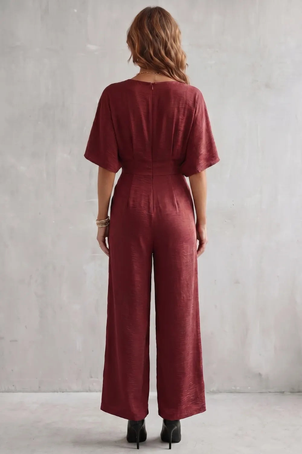 Elegant batwing silhouette – Jumpsuit