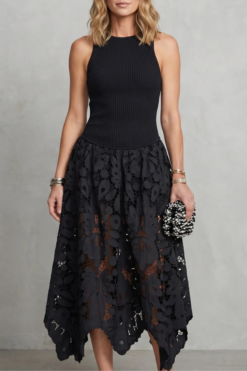 Lace contrast elegance – Midi dress