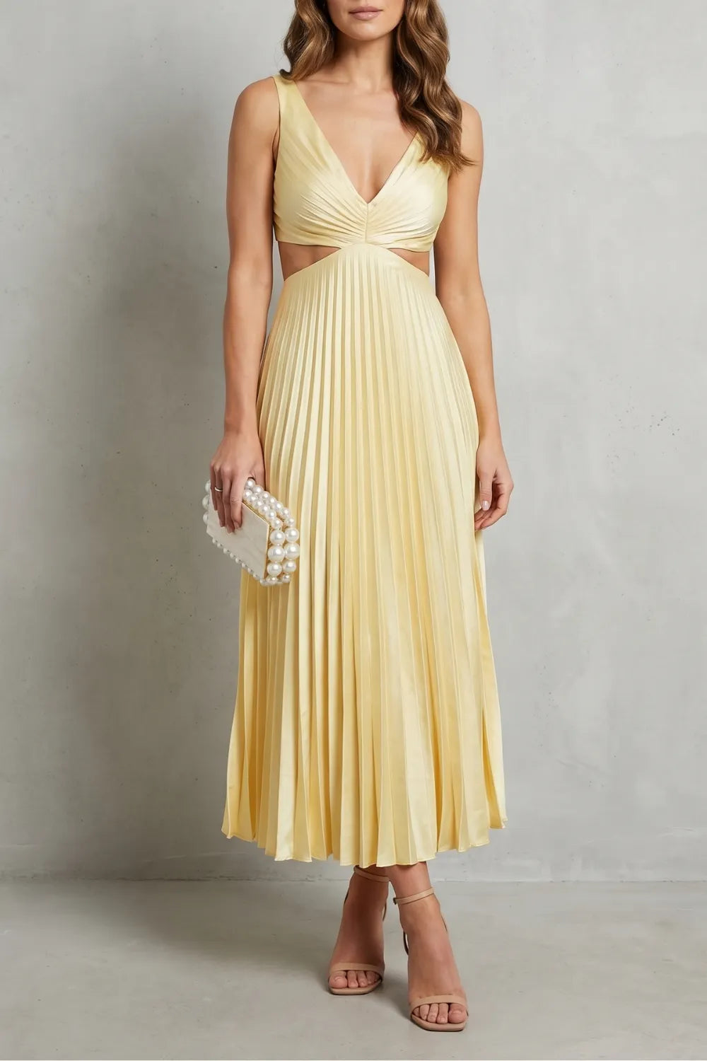 Pleated waist elegance – Maxi dress