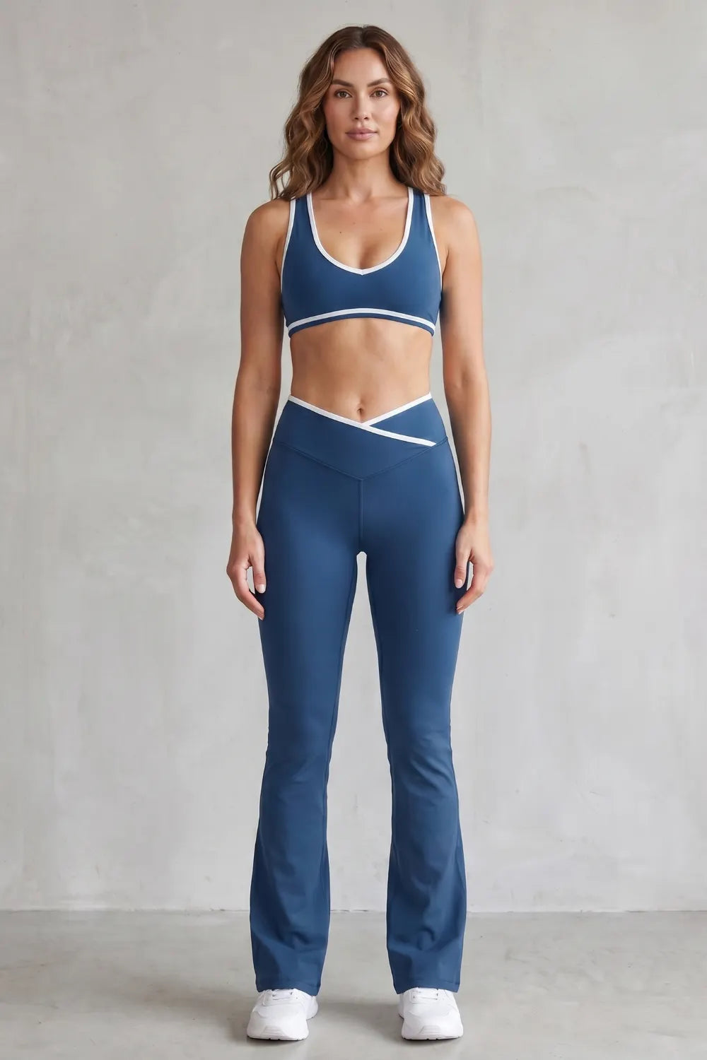 Sculpting contrast trim – Activewear set