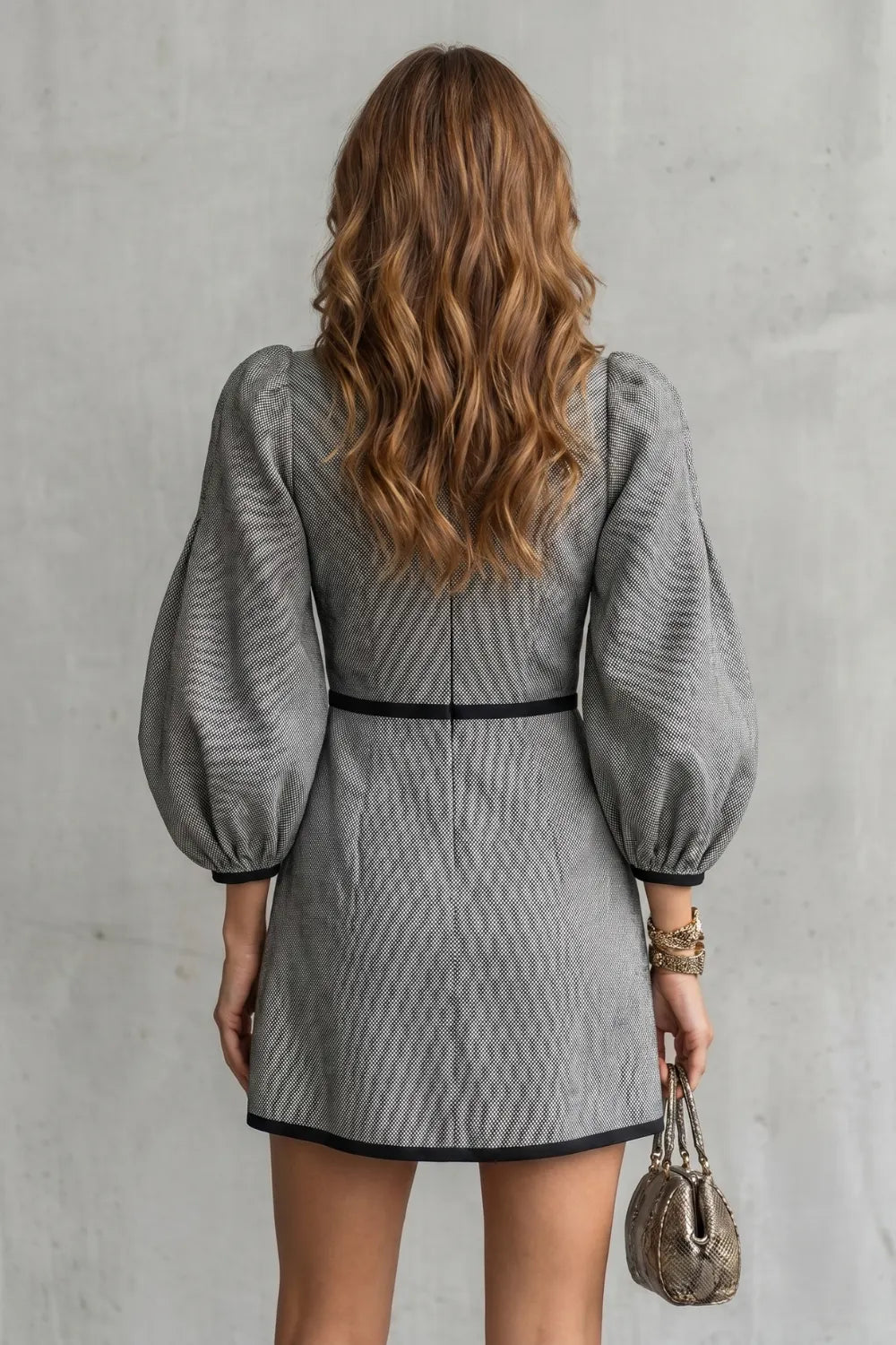 Parisian contrast elegance – Mini dress