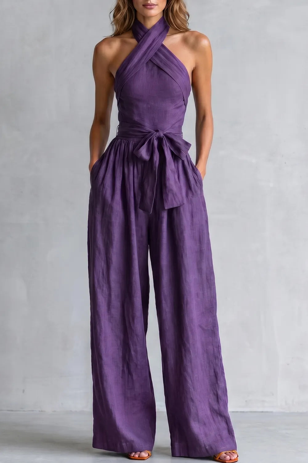 Cross-halter sophistication – Wide-leg jumpsuit