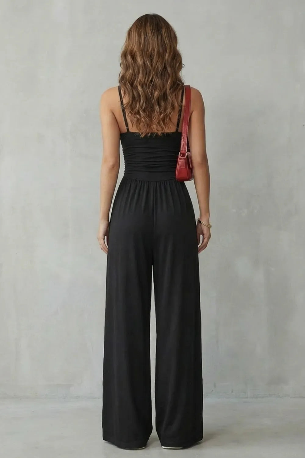 Double strap fit – Wide-leg jumpsuit