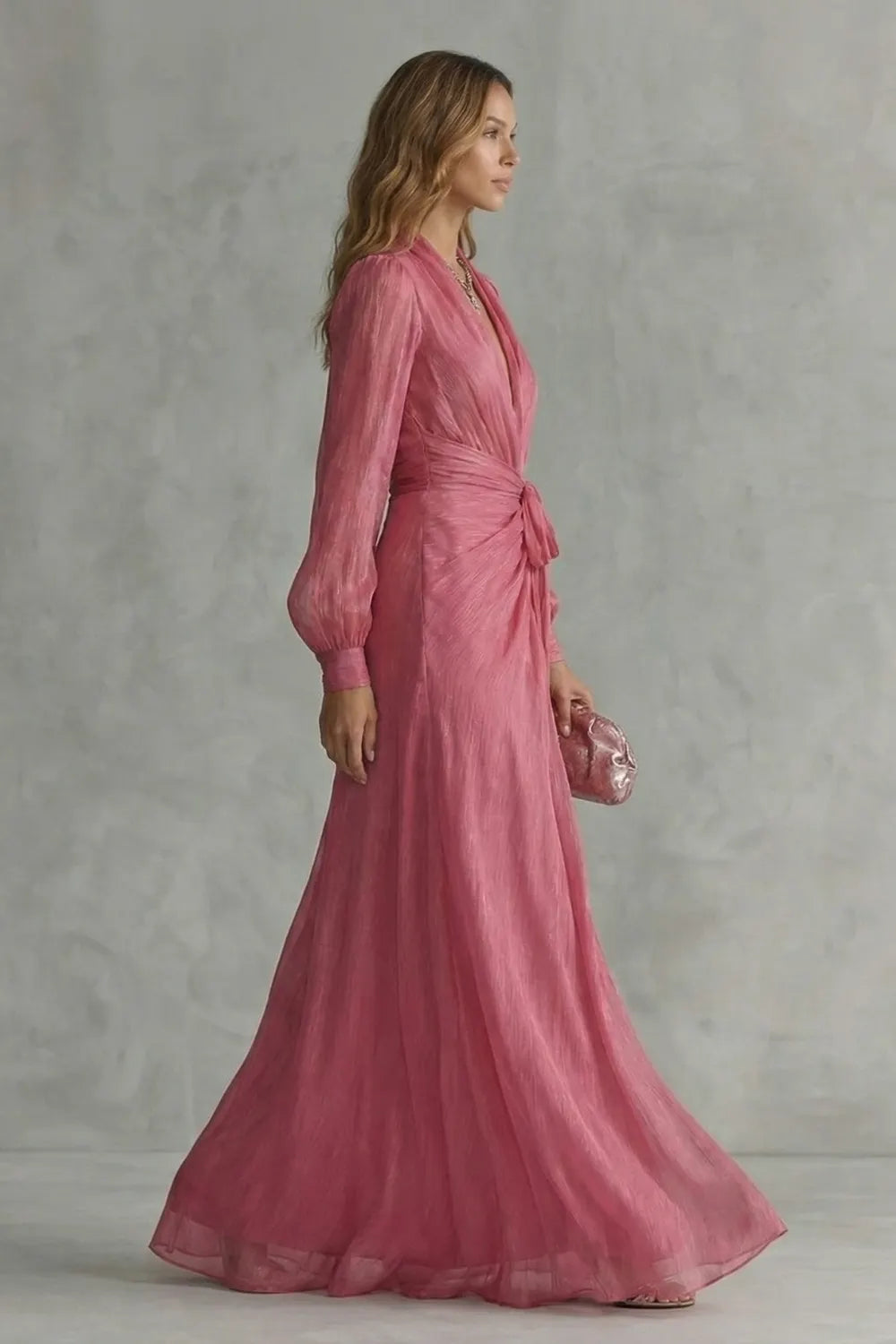 Flowing chiffon elegance – Maxi dress