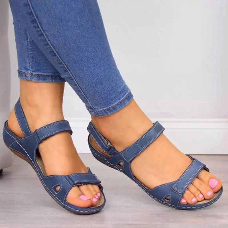 Fashion Breathable and Comfortable Flat-soled Peep-toe Velcro Sandals