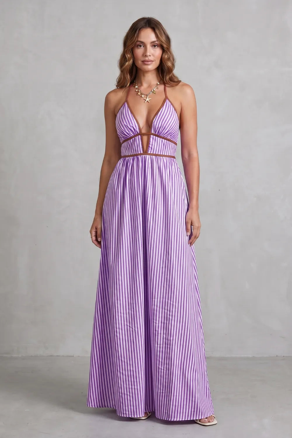 Striped backless silhouette – Maxi dress