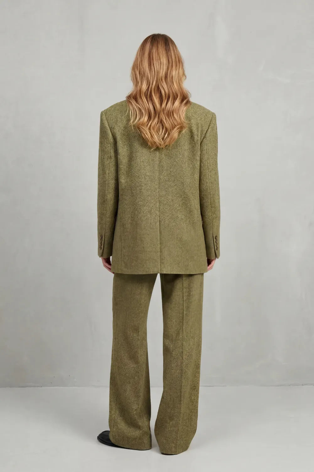 Timeless Tailored Set – Structured Blazer & Wide-Leg Trouser