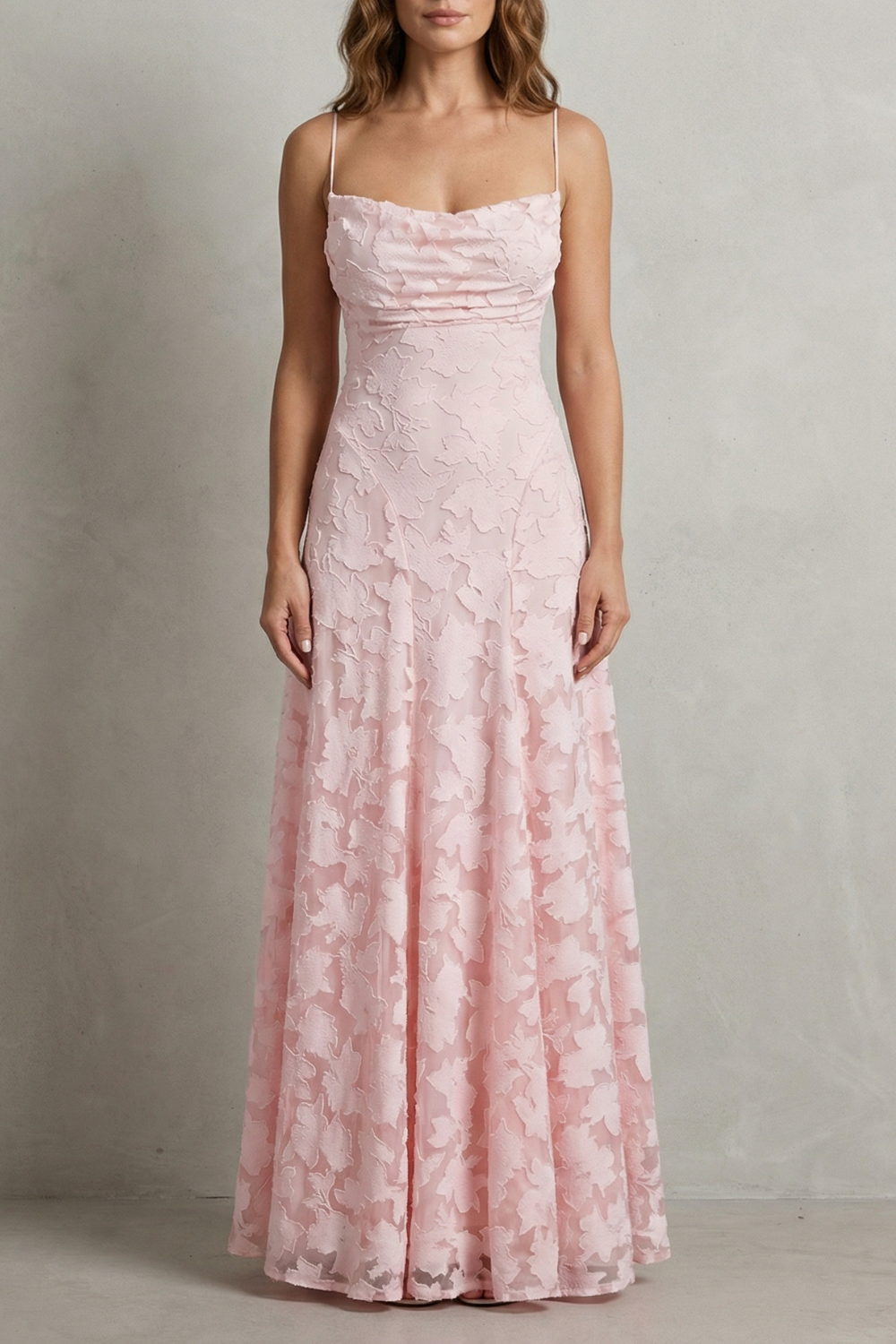Romantic floral silhouette – Sleeveless maxi dress
