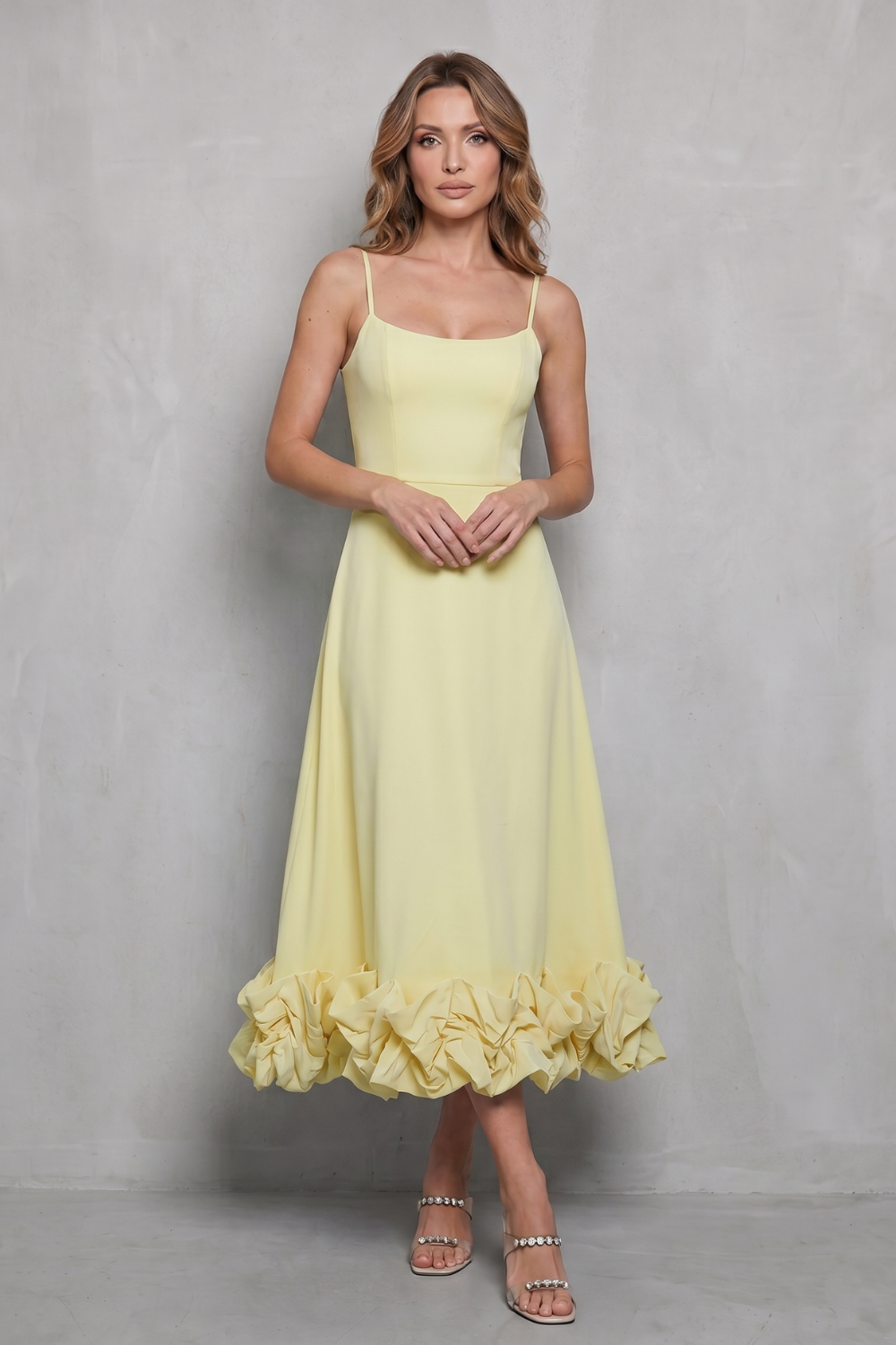 Romantic ruffle hem – Sleeveless midi dress