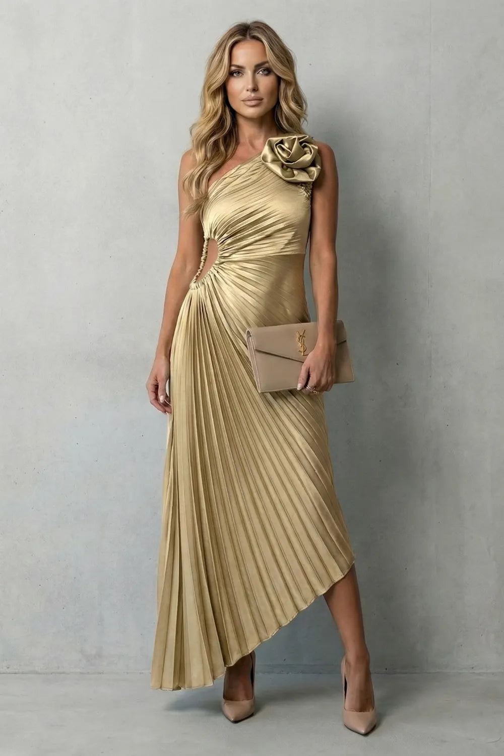Statement elegance – Women’s One-Shoulder Pleated Maxi Dress