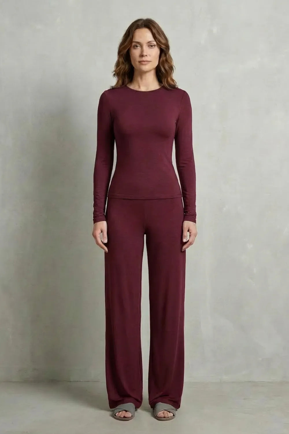 Sleek Simplicity – Pure Color Wide-Leg Pants Suit