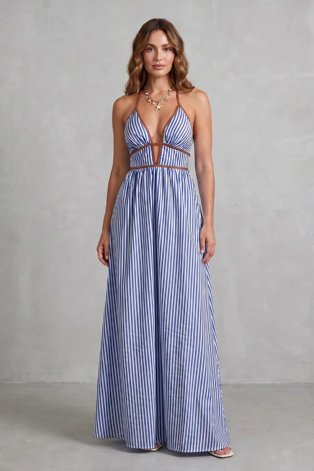 Striped backless silhouette – Maxi dress