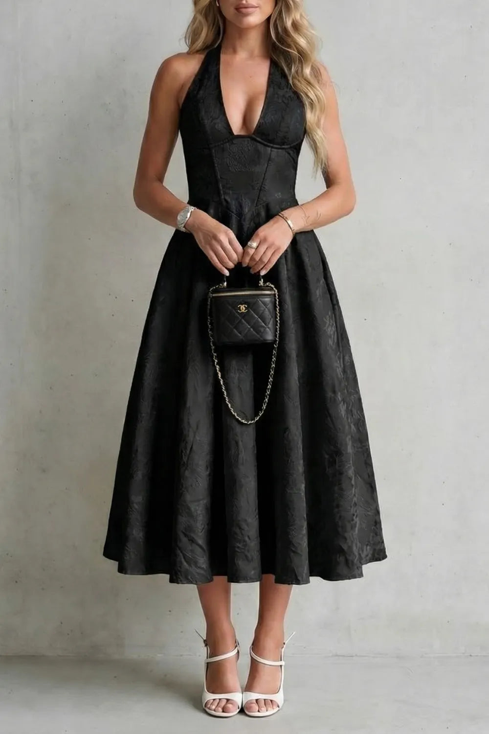 Halter floral elegance – Midi dress