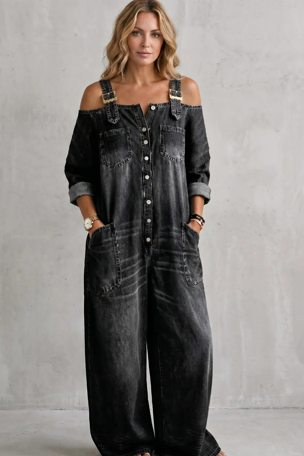 Off-shoulder utility charm – Wide-leg overalls