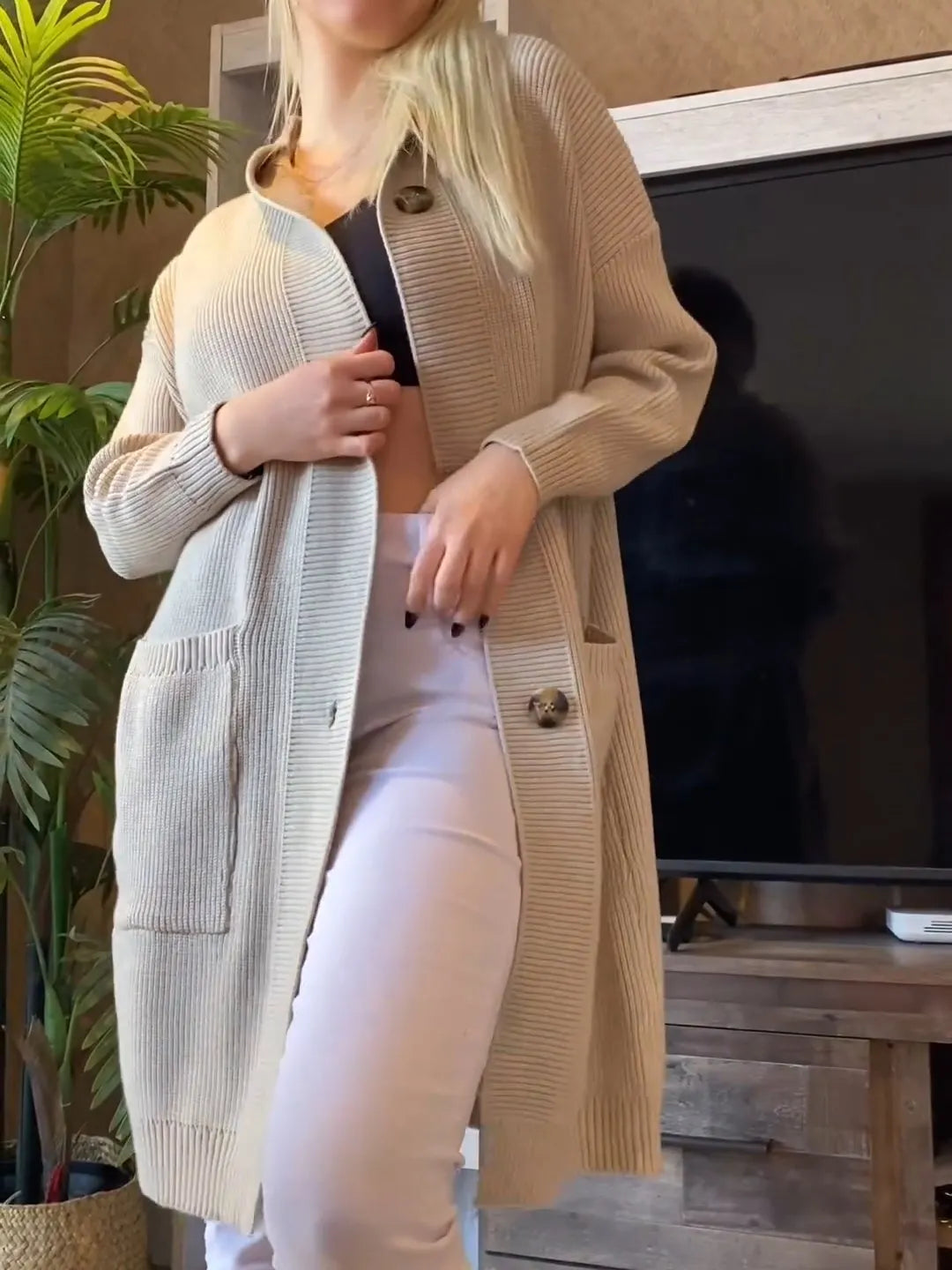 Women's Casual Solid Color Mid-length Knitted Jacket