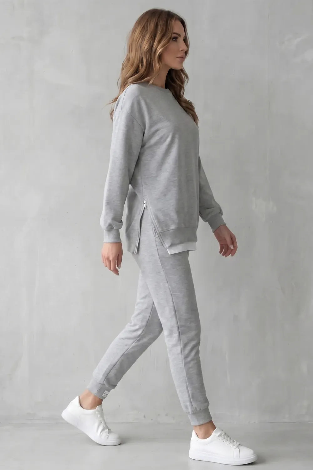 Minimalist comfort – Lounge set