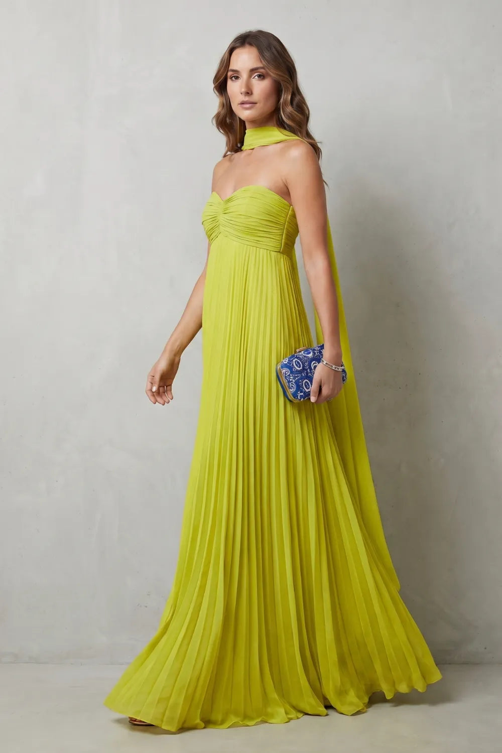 Pleated halter grace – Maxi dress