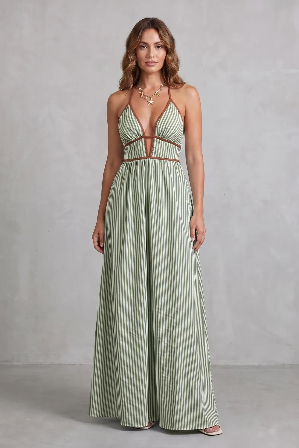 Striped backless silhouette – Maxi dress