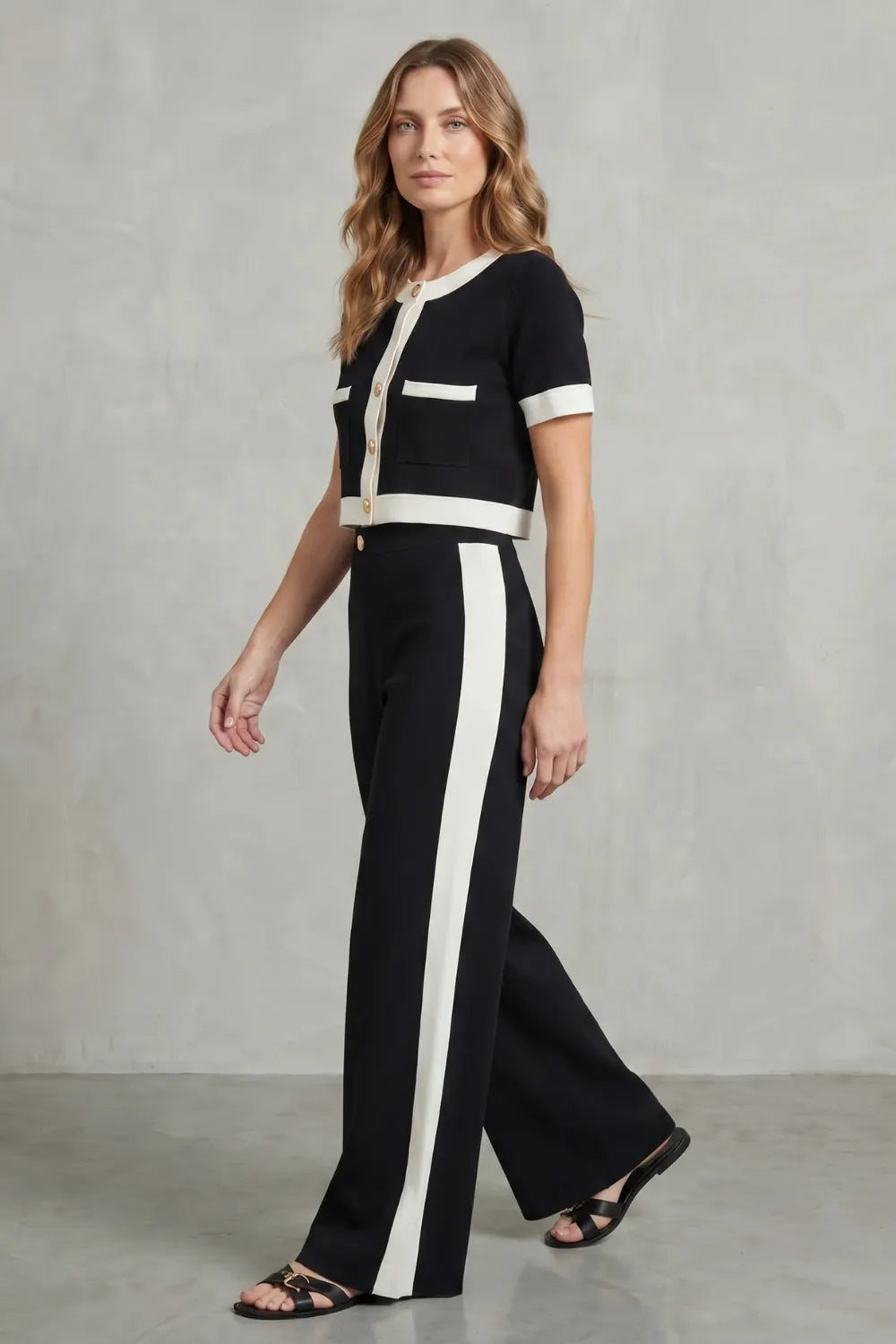 Contrast trim elegance – Two piece set