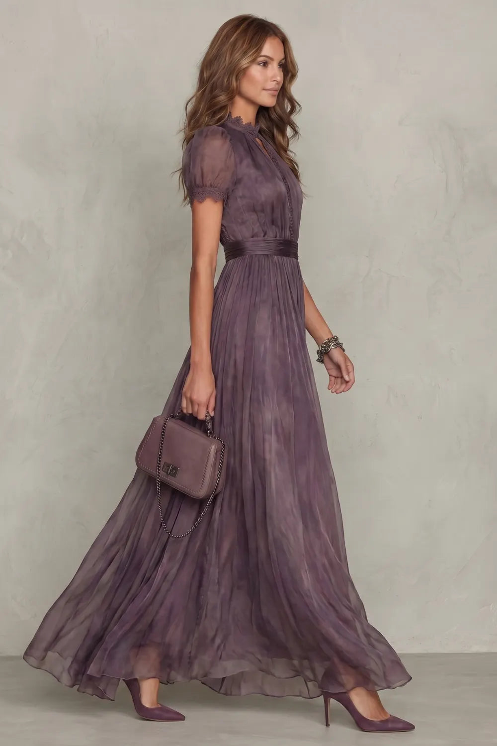 Lace keyhole elegance – Maxi dress