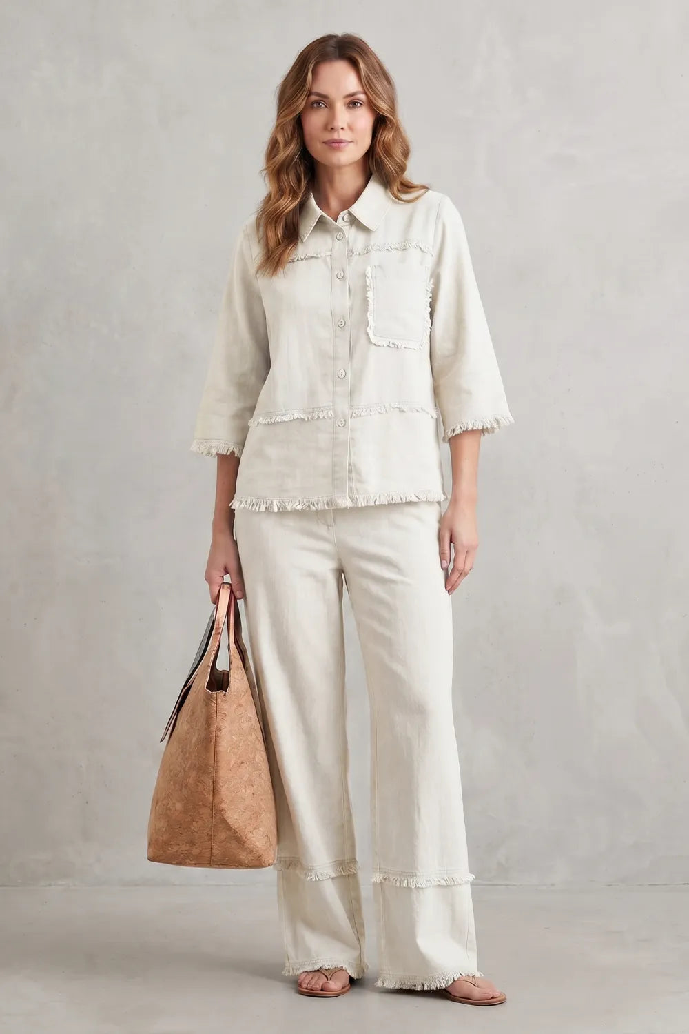Relaxed linen-inspired style – Trouser set