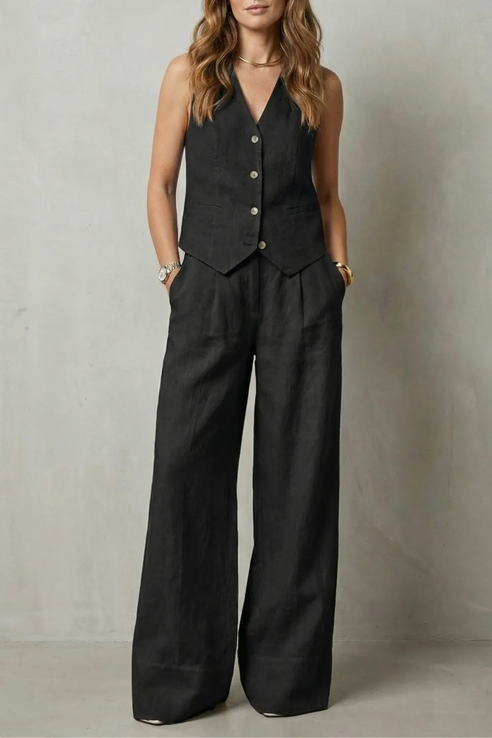 Relaxed tailored elegance – Vest and pants set