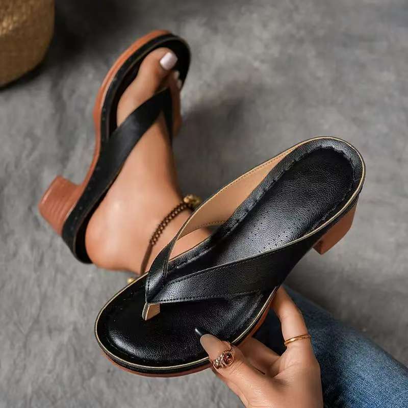 Fashion Round Toe Thick-soled Herringbone Sandals