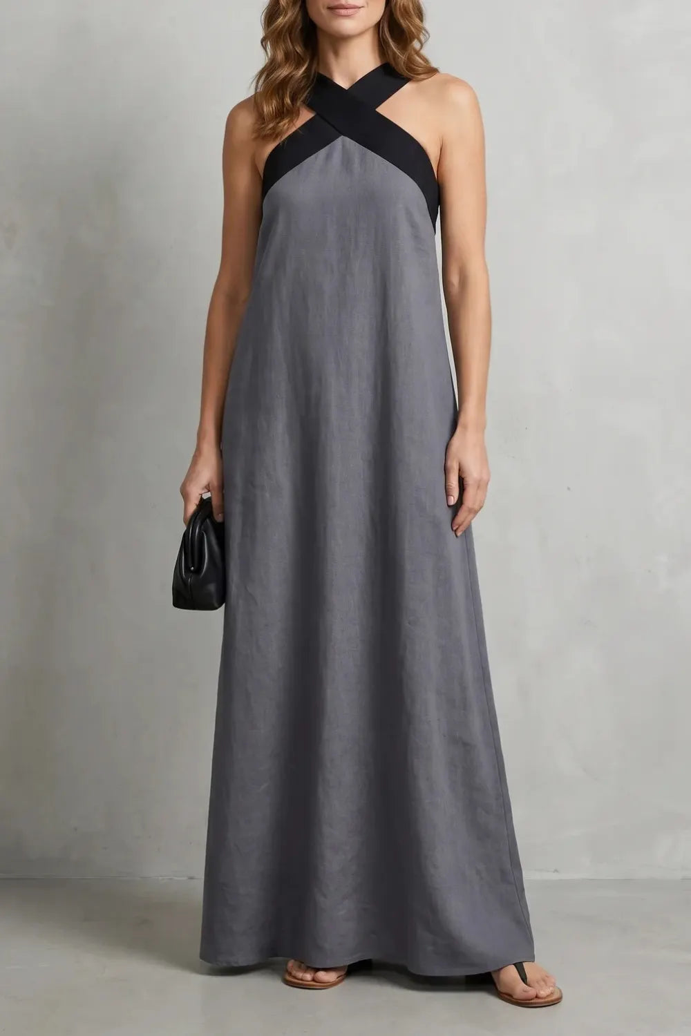 Cross-halter elegance – Maxi dress