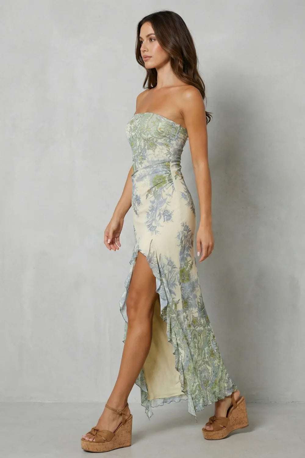 Botanical lace allure – Strapless slit maxi dress