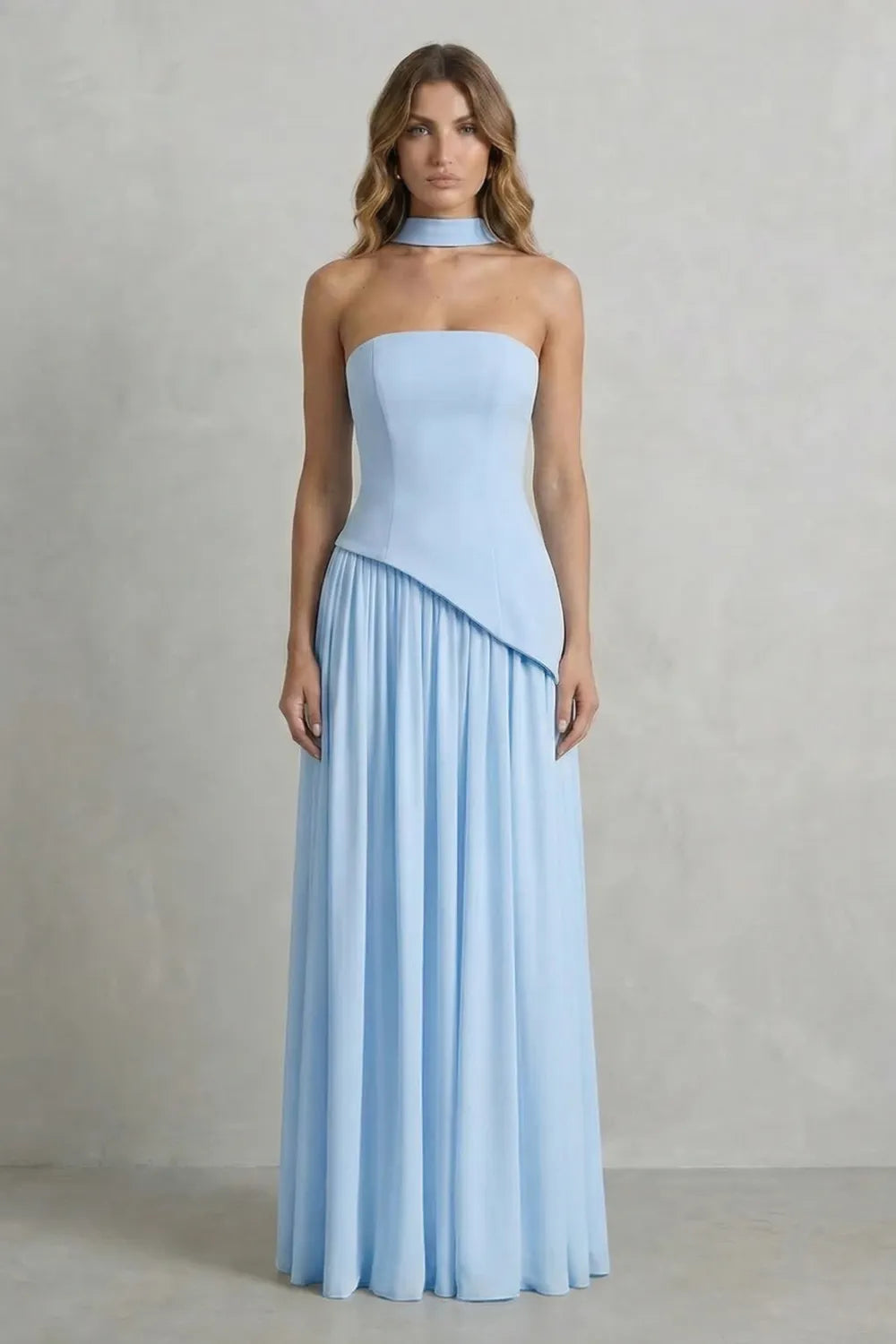 Sculpted draped slit – Strapless maxi dress