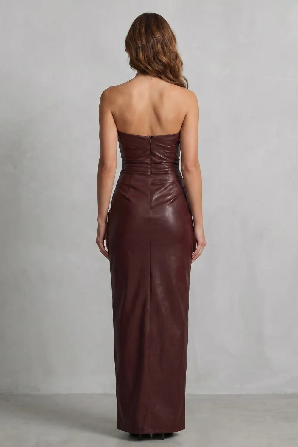 Sculpted faux leather – Maxi dress