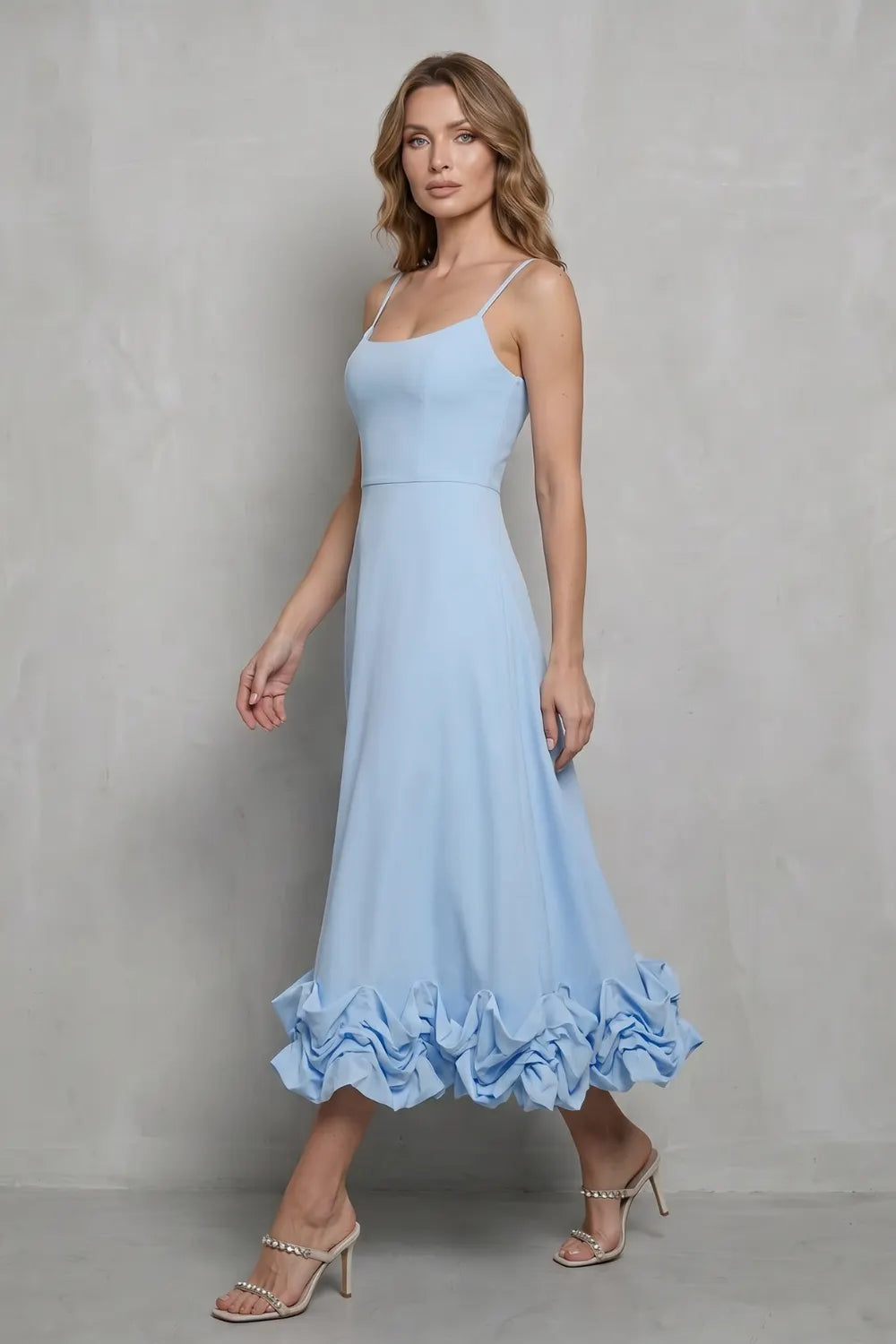 Romantic ruffle hem – Sleeveless midi dress