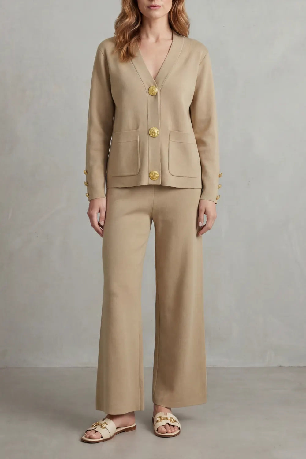 Gold button detail – Buttoned lounge set