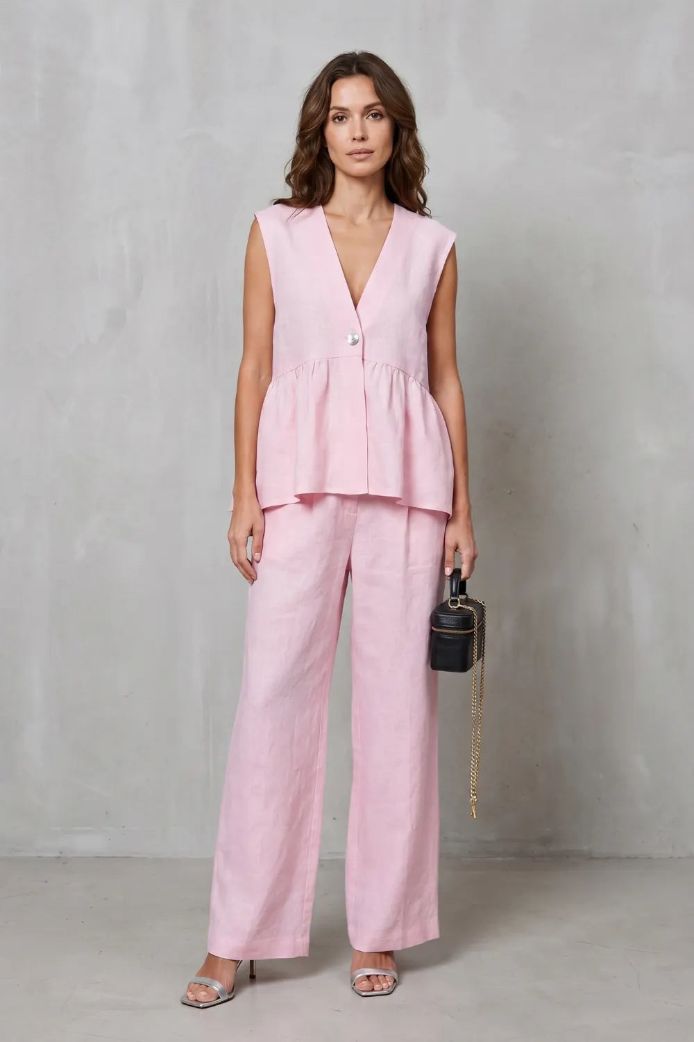 Soft peplum elegance – Two-piece trouser set