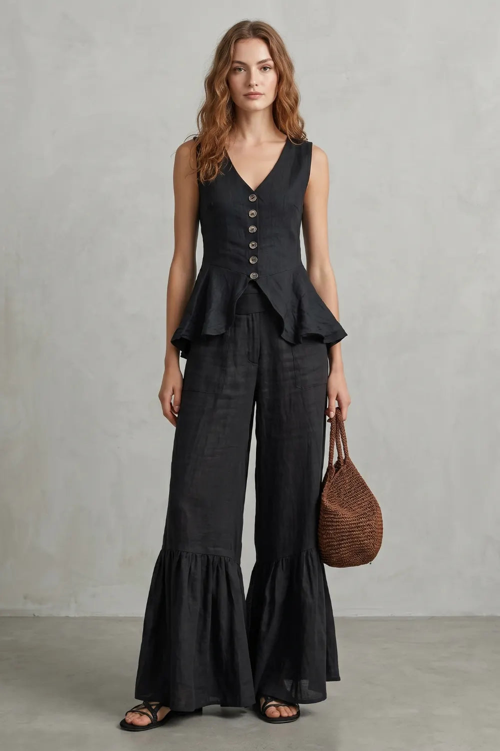 Ruffled resort elegance – Trouser set