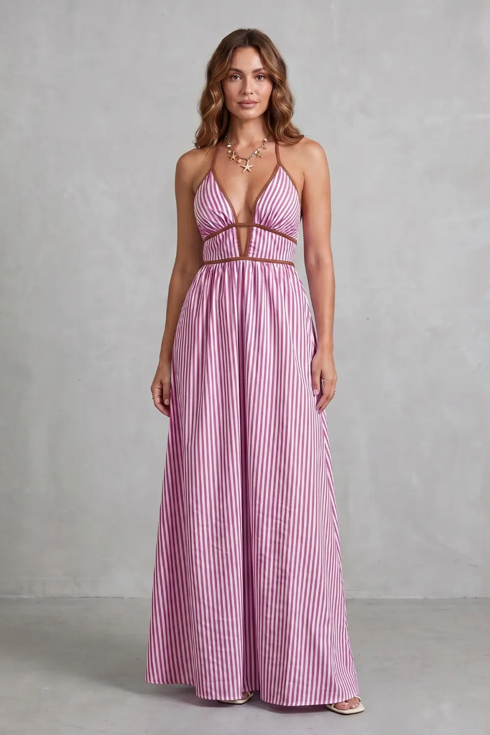 Striped backless silhouette – Maxi dress