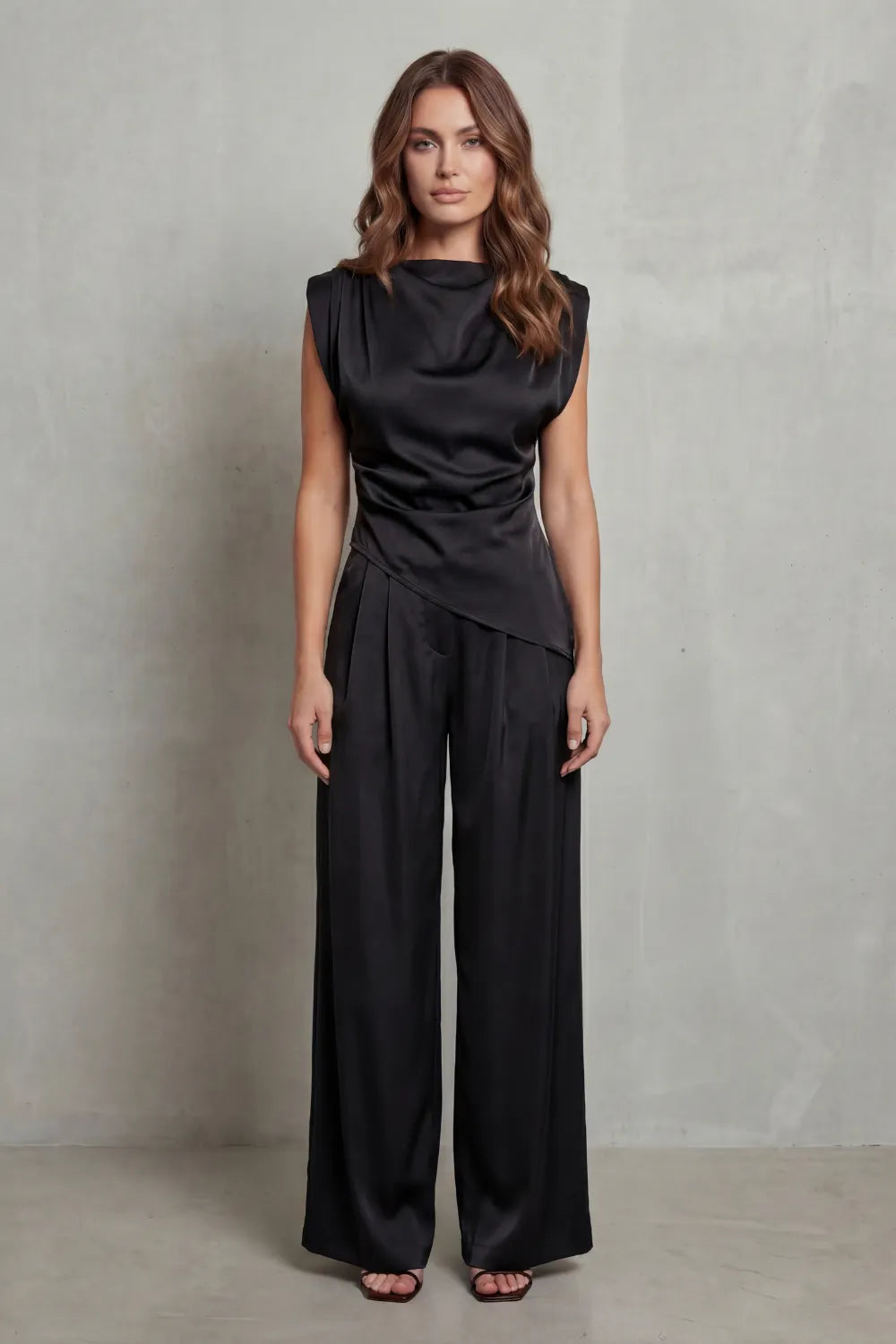 Draped waist detail – Casual elegance set