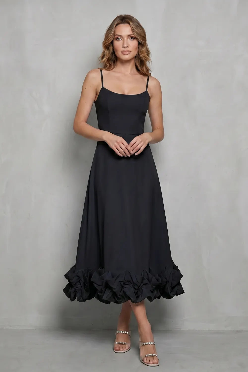 Romantic ruffle hem – Sleeveless midi dress